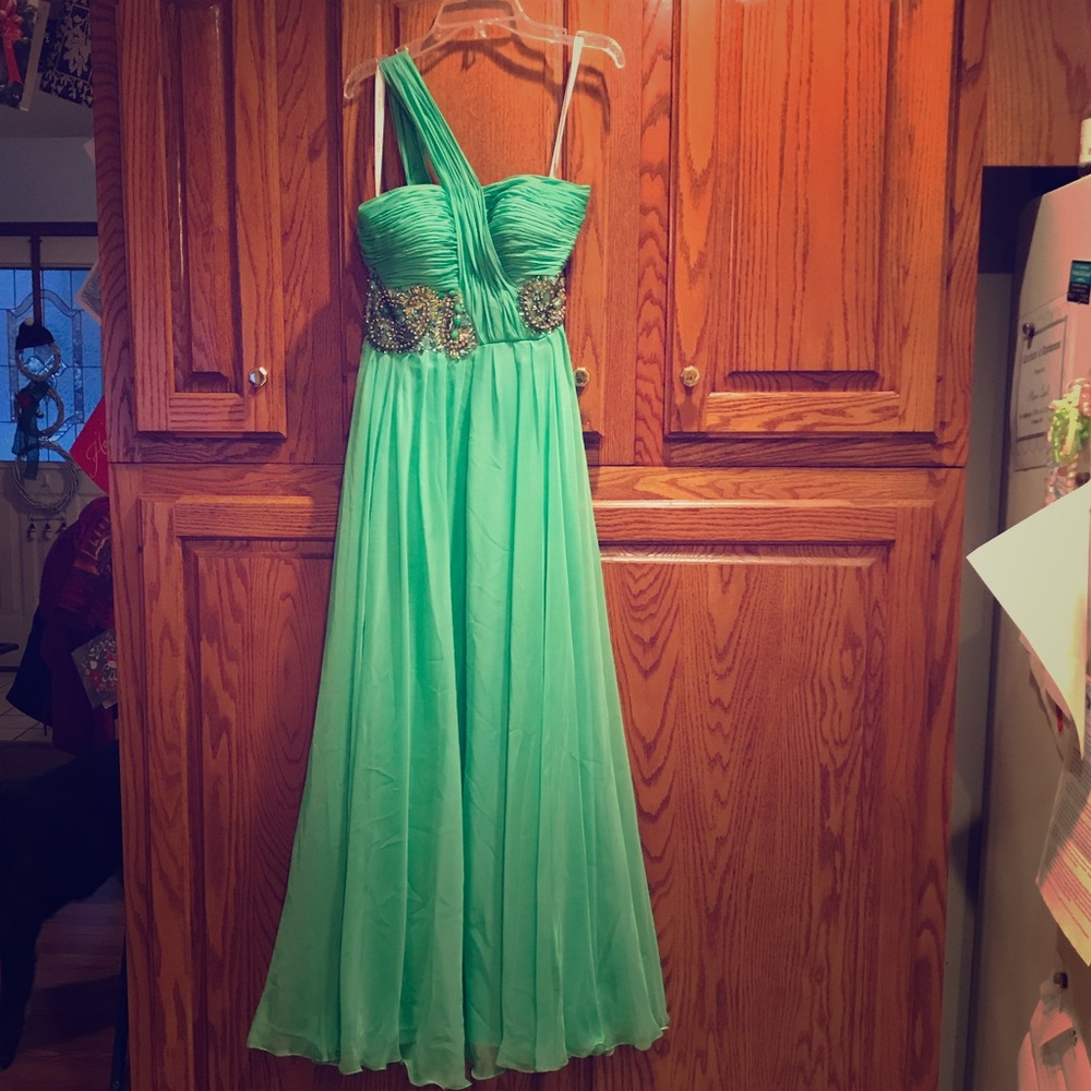Gorgeous green prom dress